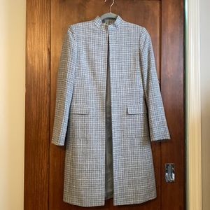 Tahari | Arthur S Levine coat, size 4. Blue plaid, powder blue lining.